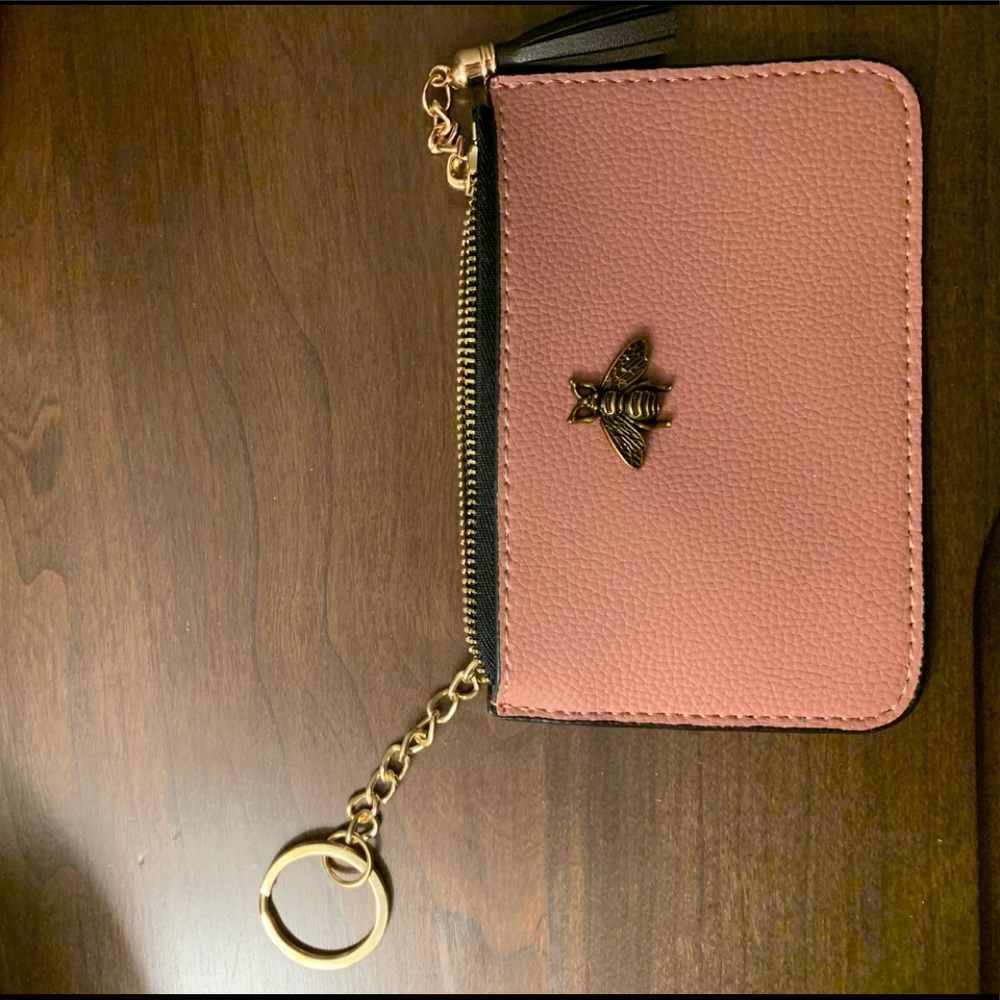 Pink Key and Card holder - Picture 4 of 5